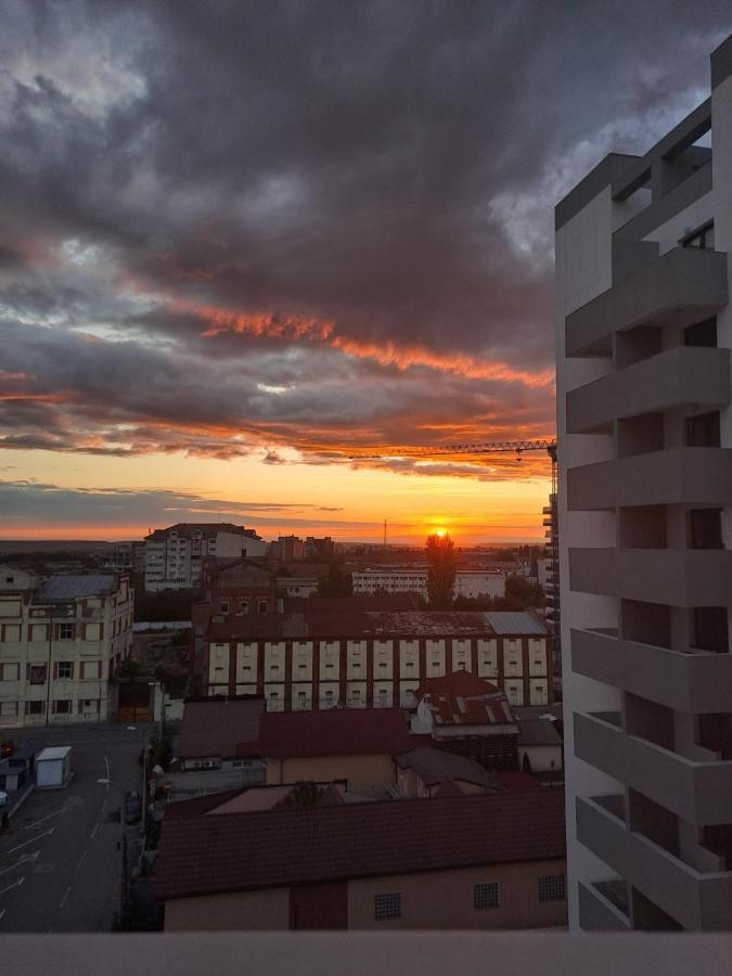 Happy Rental Apartments 2 Крайова Екстер'єр фото